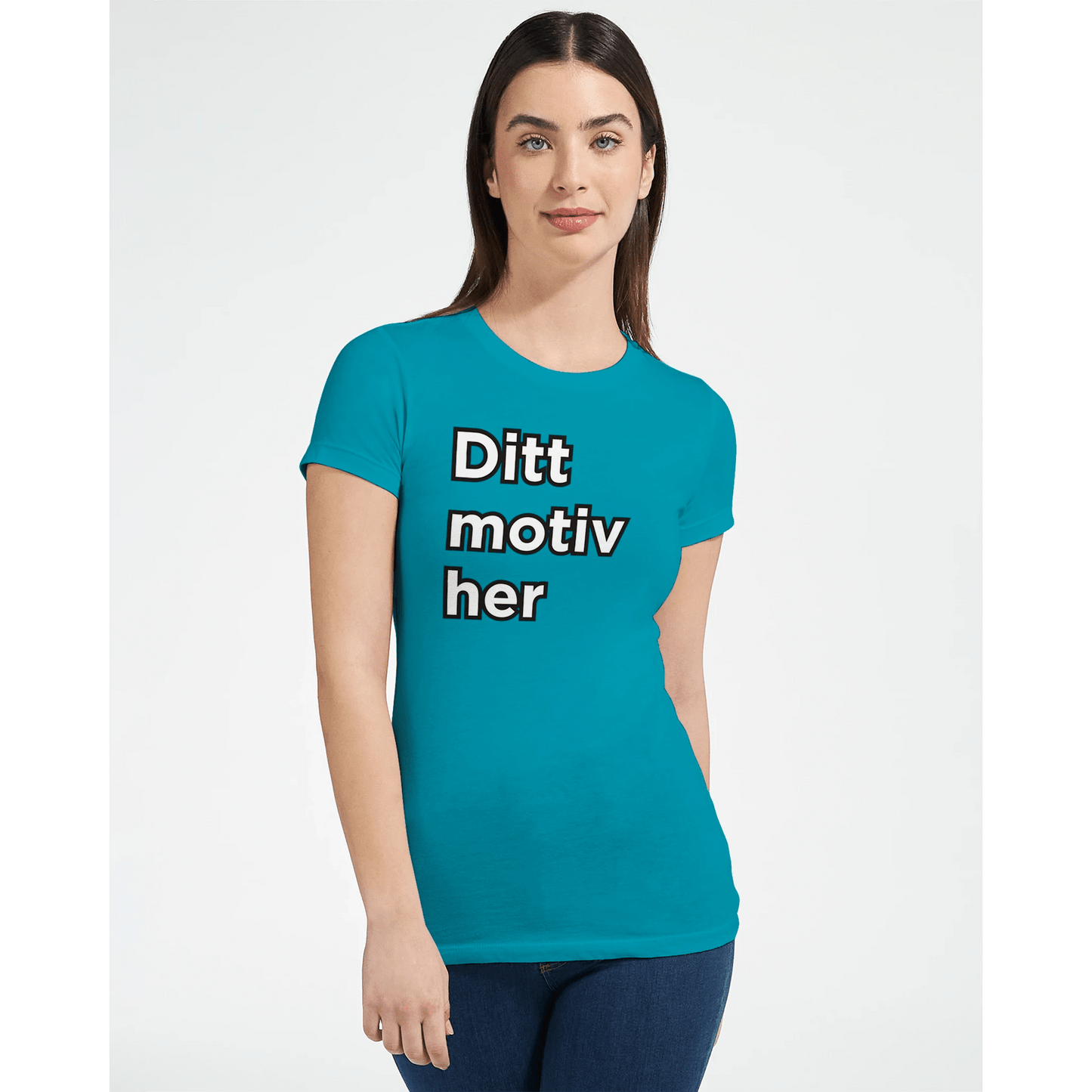 Design din egen t‑skjorte | Premium dame t - skjorte med figurnær passform - Print Material - Iskyns.no