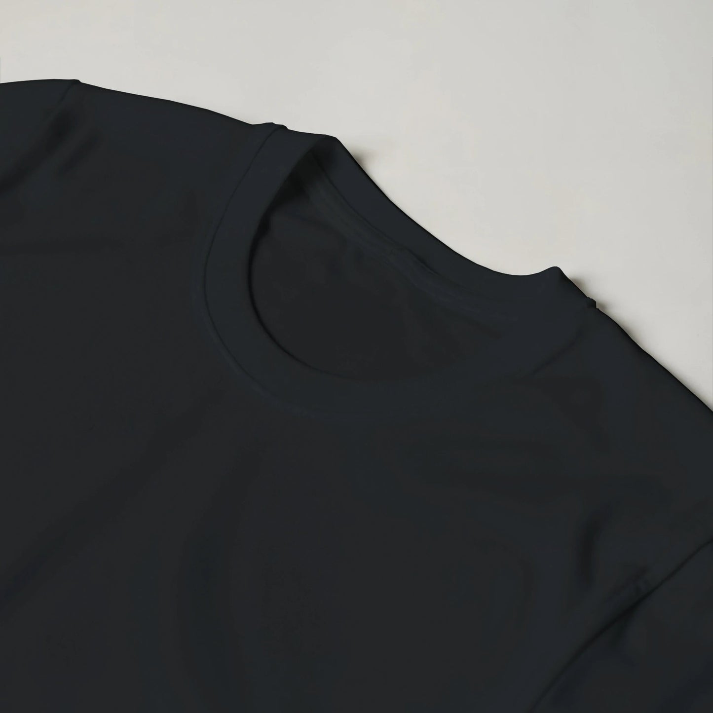 LOVE | Unisex t - skjorte med klassisk passform - Print Material - Iskyns.no