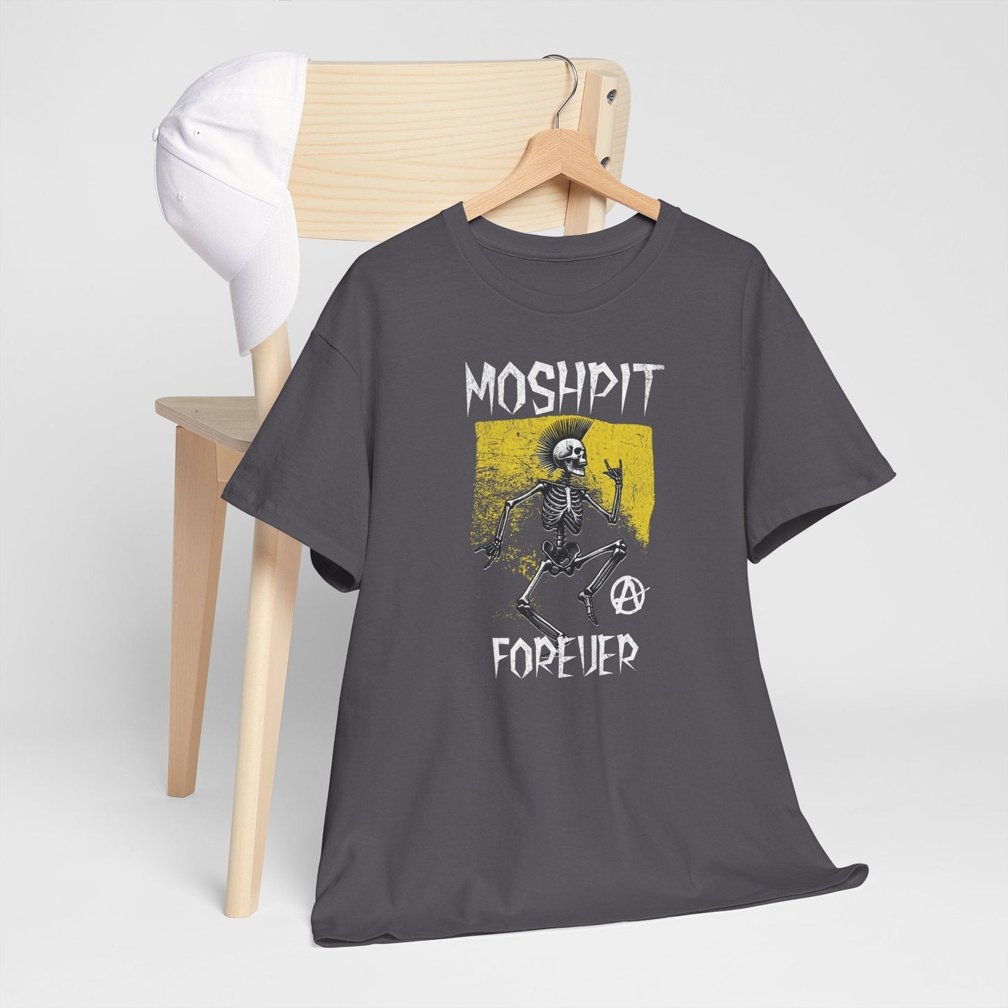 Moshpit Forever | Unisex t - skjorte med klassisk passform - T-Shirt - Iskyns.no