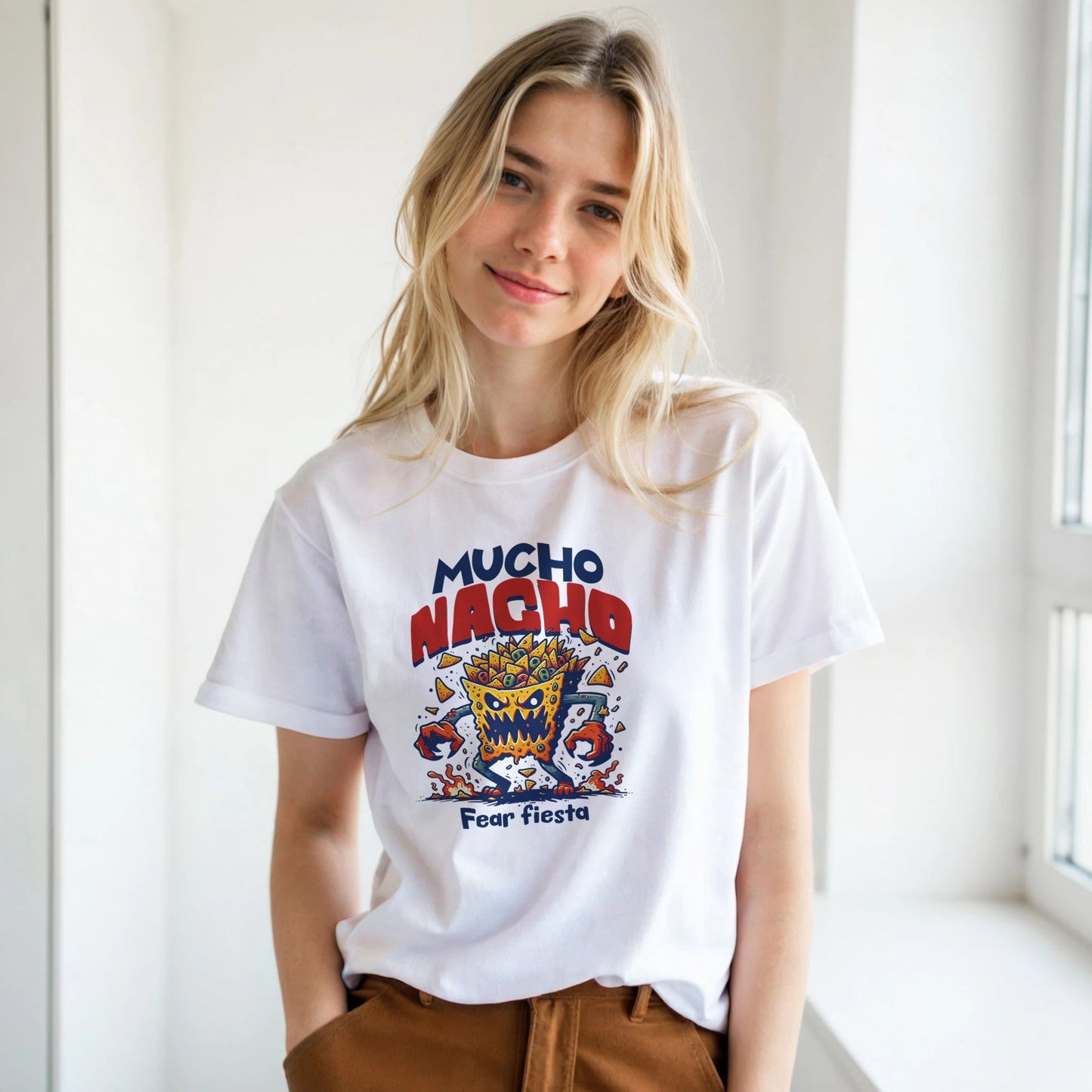 Mucho Nacho | Unisex t - skjorte med klassisk passform - Print Material - Iskyns.no