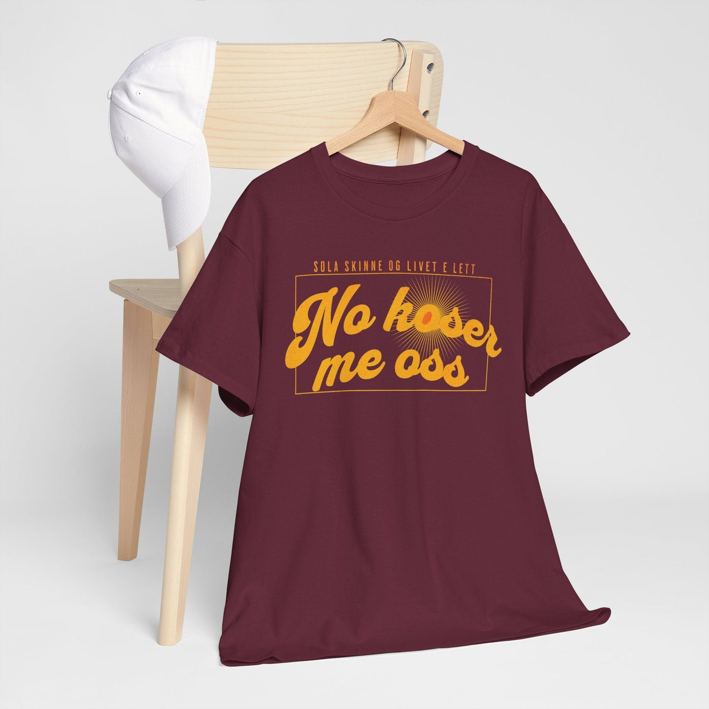 No Koser Me Oss | Unisex t - skjorte med klassisk passform - T-Shirt - Iskyns.no
