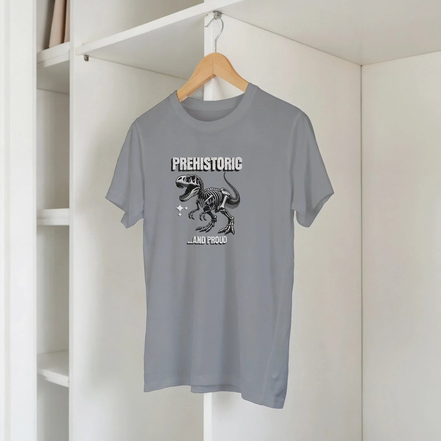 Prehistoric and Proud | Unisex t - skjorte med klassisk passform - Print Material - Iskyns.no