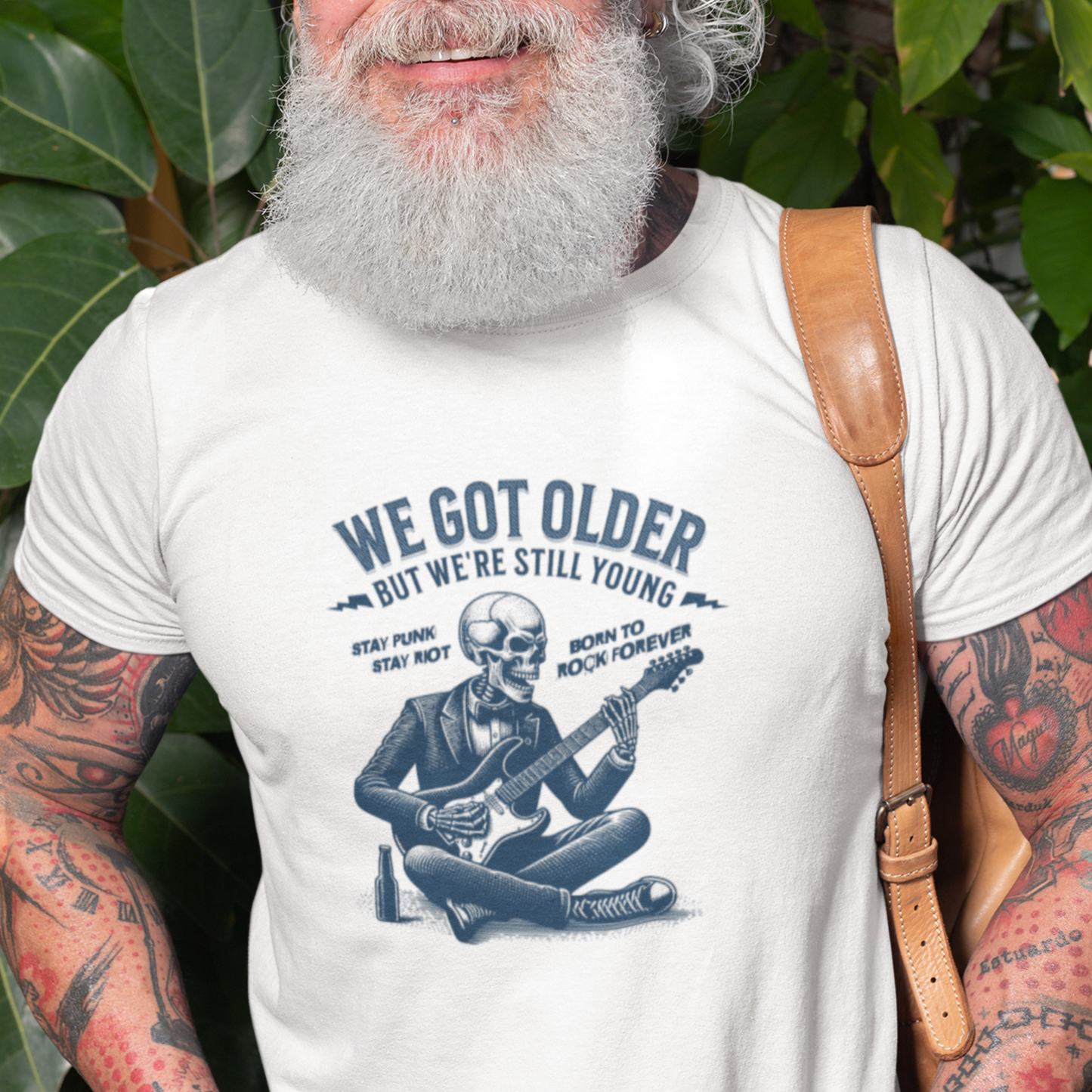 We Got Older – Still Young | Tøff t-skjorte til evig unge musikkelskere