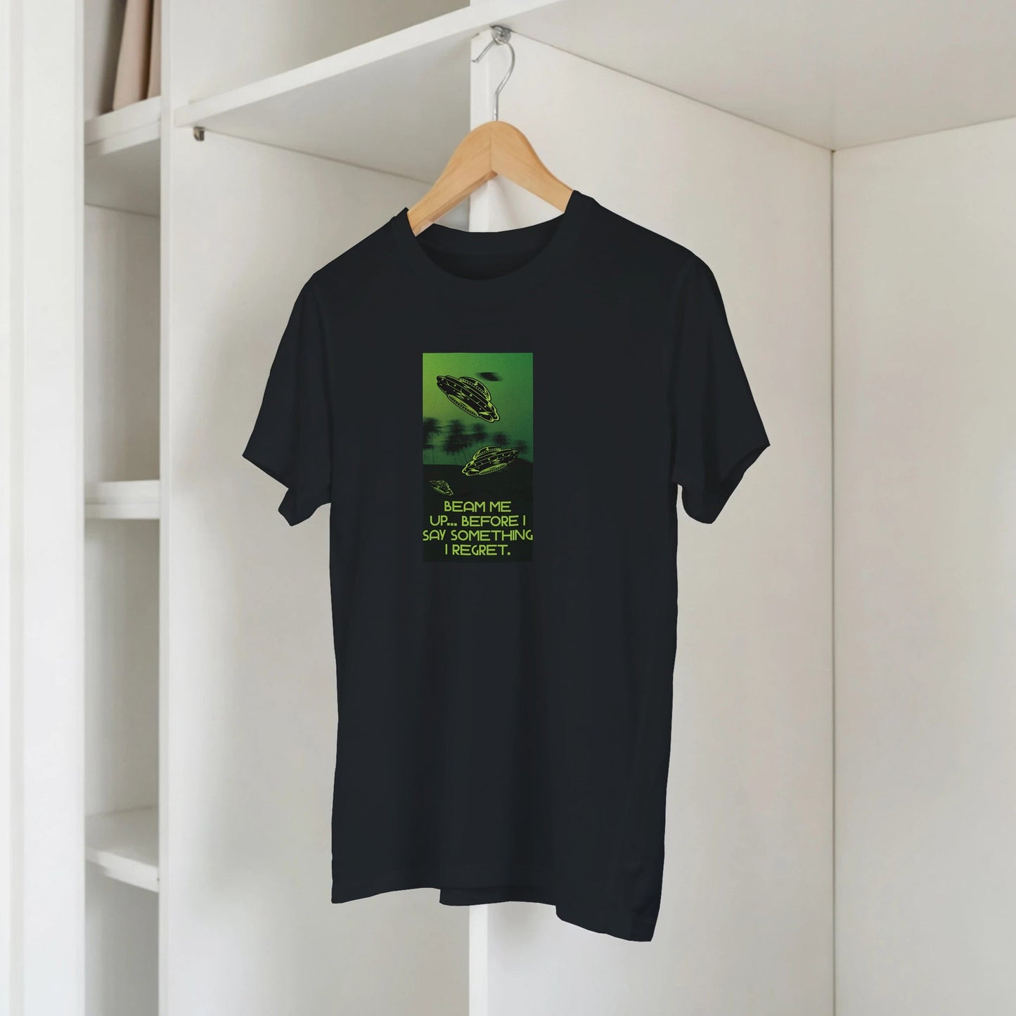 Beam Me Up | Unisex T - skjorte med klassisk passform - T-Shirt - Iskyns.no