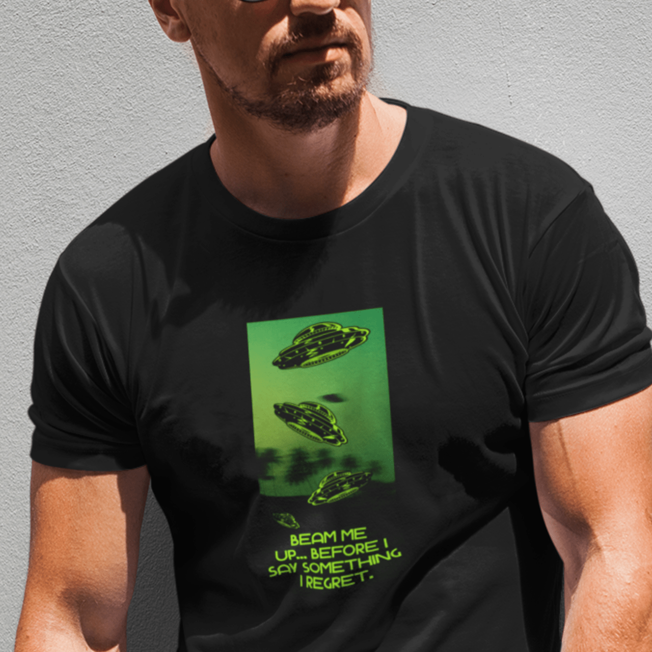 Beam Me Up | Unisex T - skjorte med klassisk passform - T-Shirt - Iskyns.no