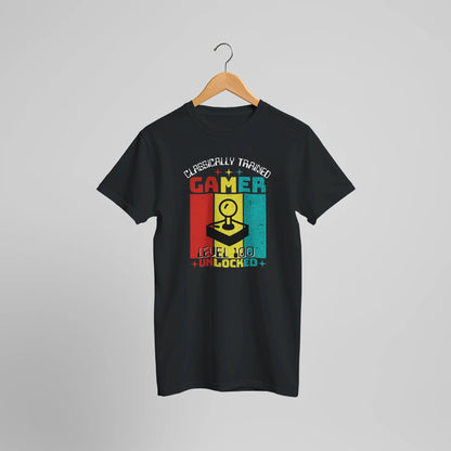 Classically trained gamer | Premium herre t - skjorte med figurnær passform - Print Material - Iskyns.no