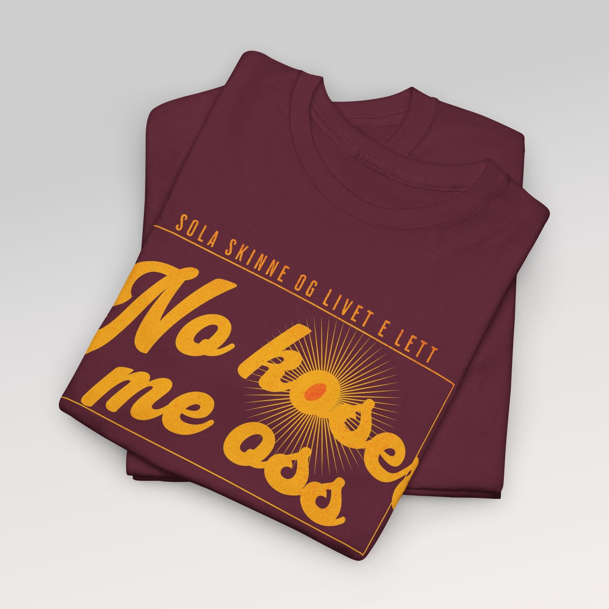 No Koser Me Oss | Unisex t - skjorte med klassisk passform - T-Shirt - Iskyns.no
