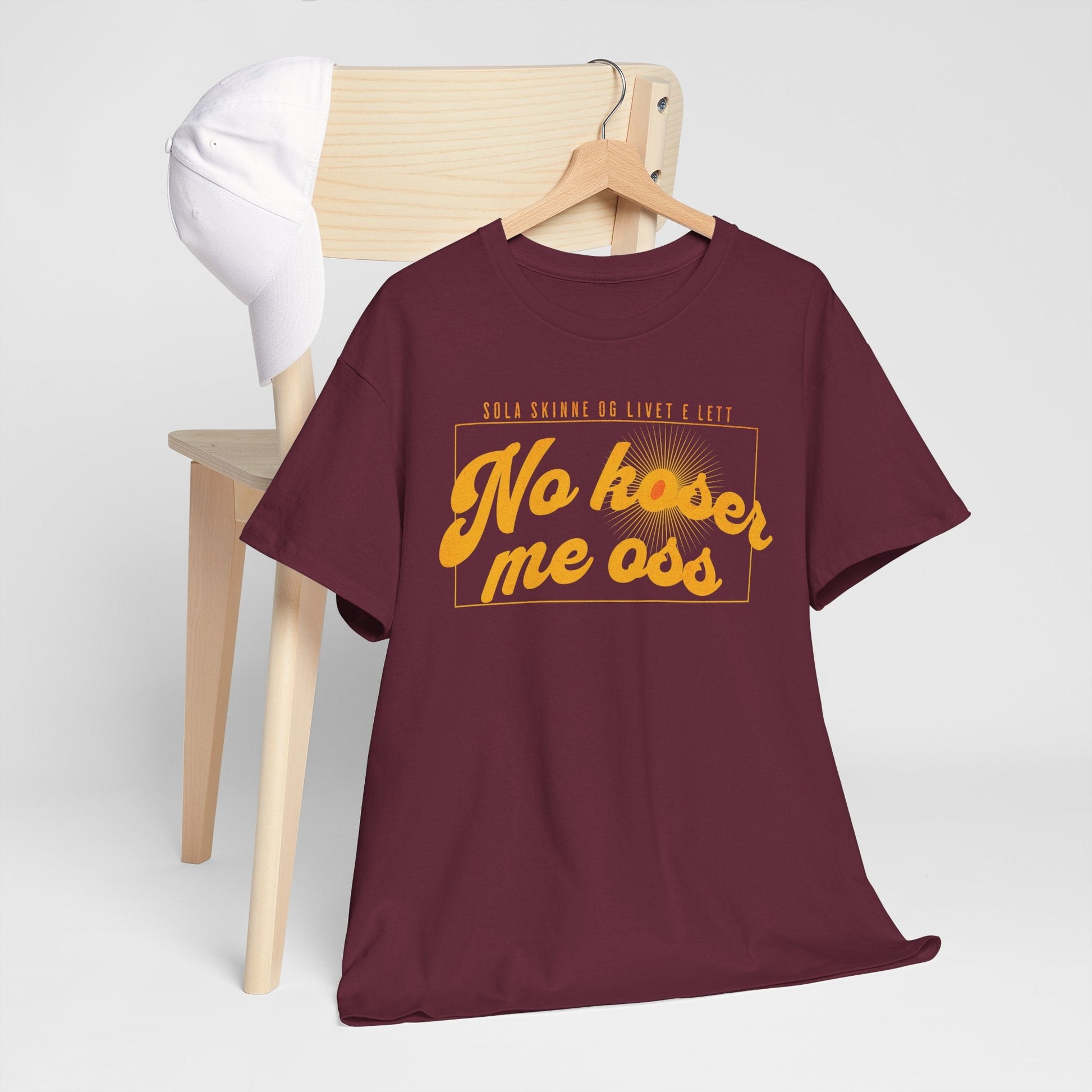 No Koser Me Oss | Unisex t - skjorte med klassisk passform - T-Shirt - Iskyns.no