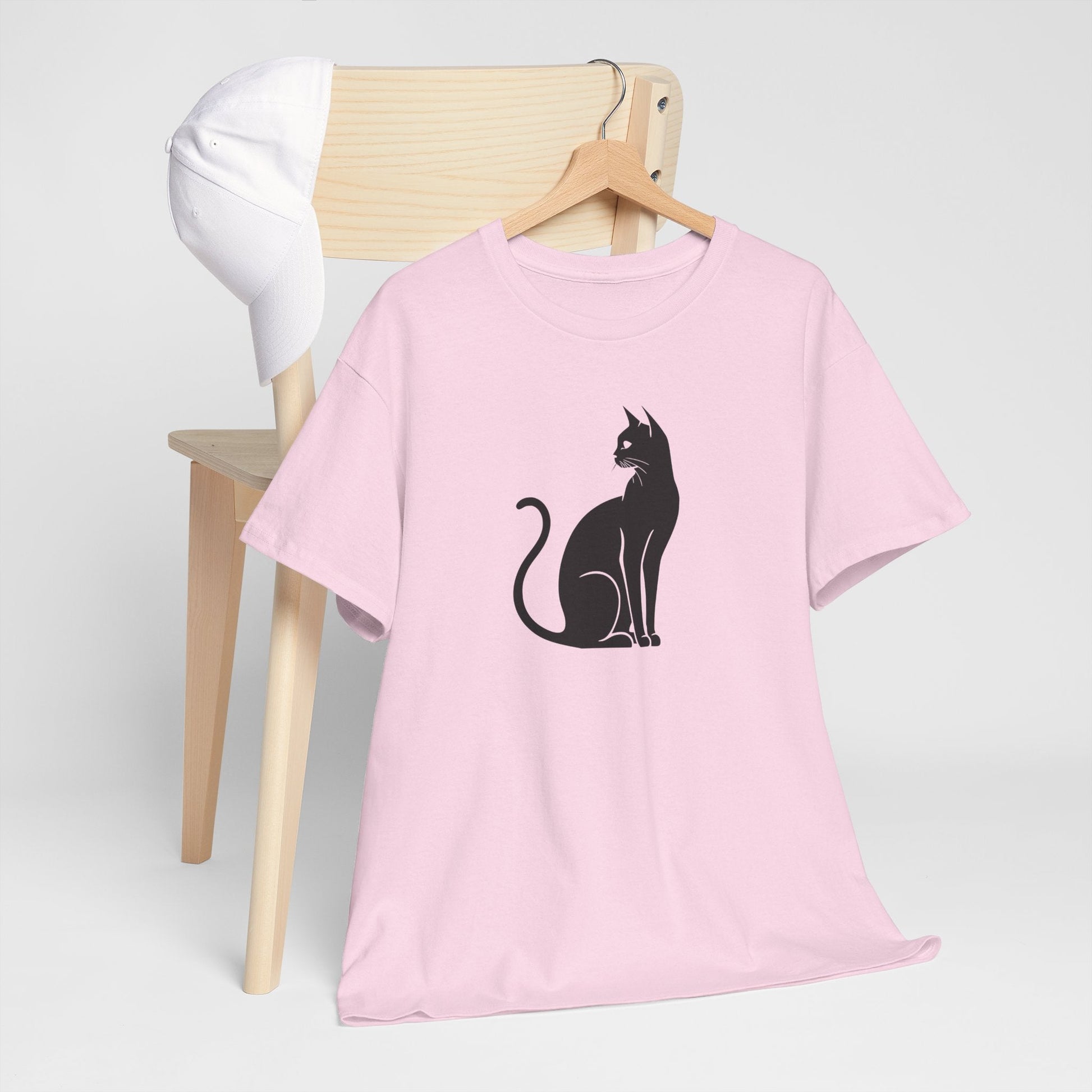 Svart katt | Dame t - skjorte med klassisk passform - T-Shirt - Iskyns.no
