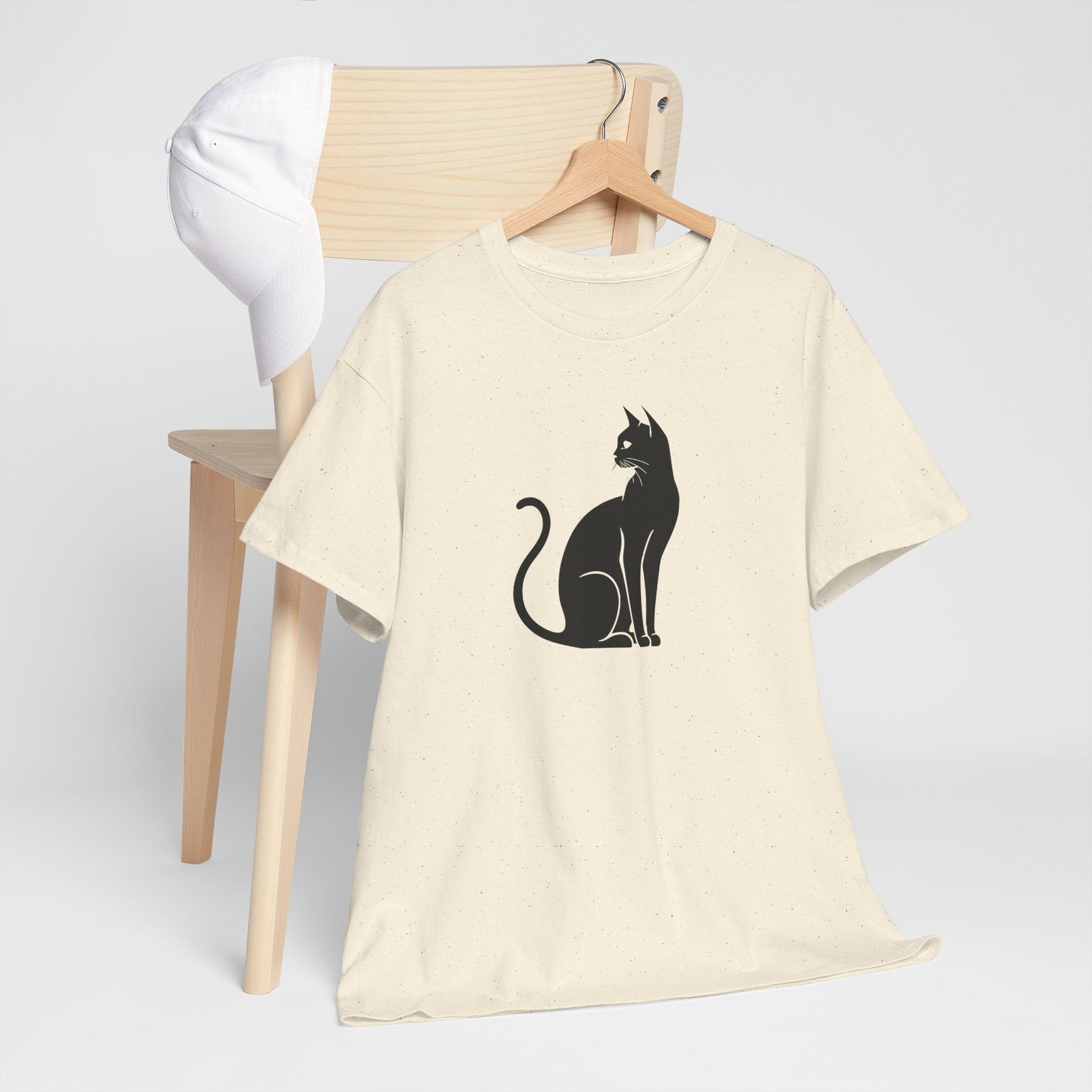 Svart katt | Dame t - skjorte med klassisk passform - T-Shirt - Iskyns.no