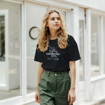 Vent nå litt...La meg overtenke dette | Unisex t - skjorte med klassisk passform - Print Material - Iskyns.no